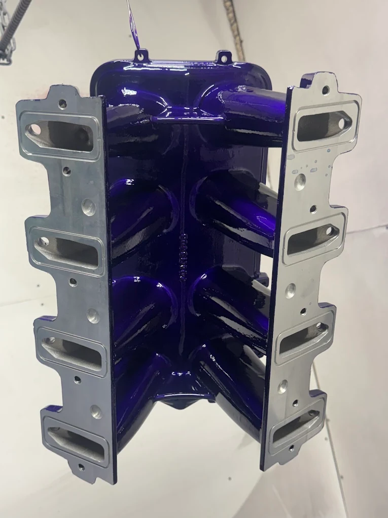 Intake manifold powder-coated in glossy candy purple